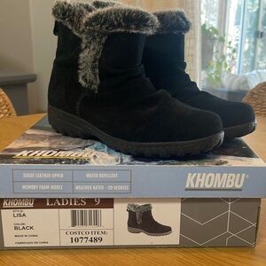 Khombu Black Boots with Faux Fur Lining